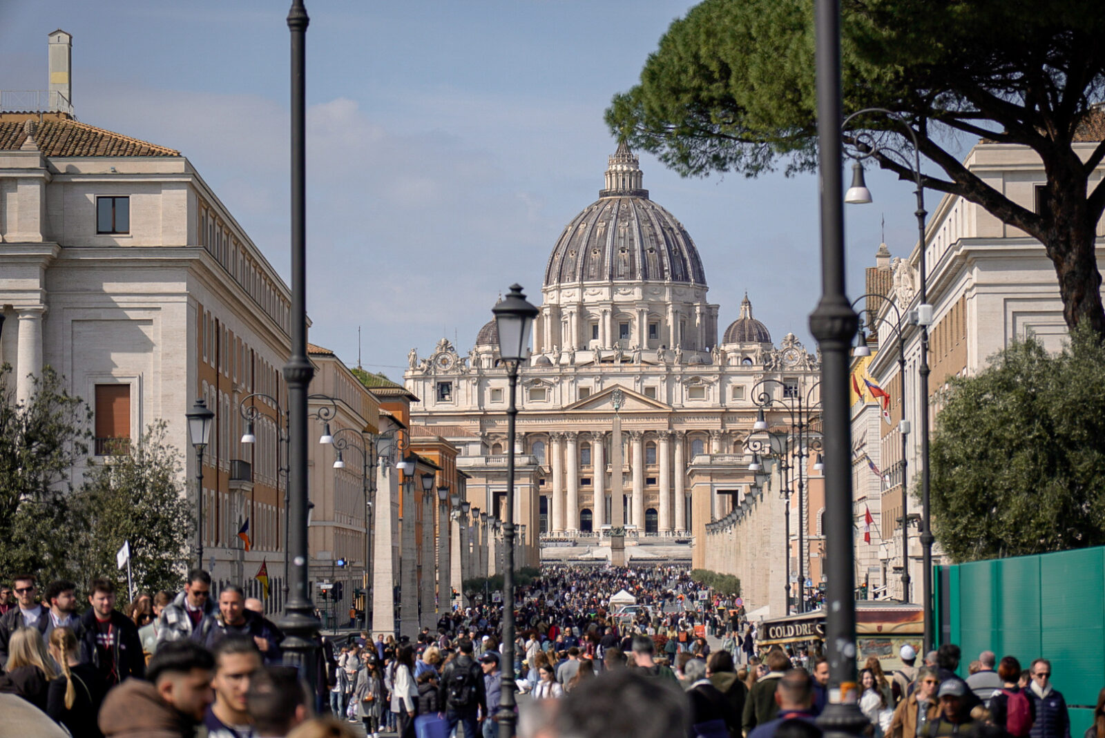 Rom-Marathon laufen durch die Ewige Stadt 12 Rom Marathon laufen: Petersdom
