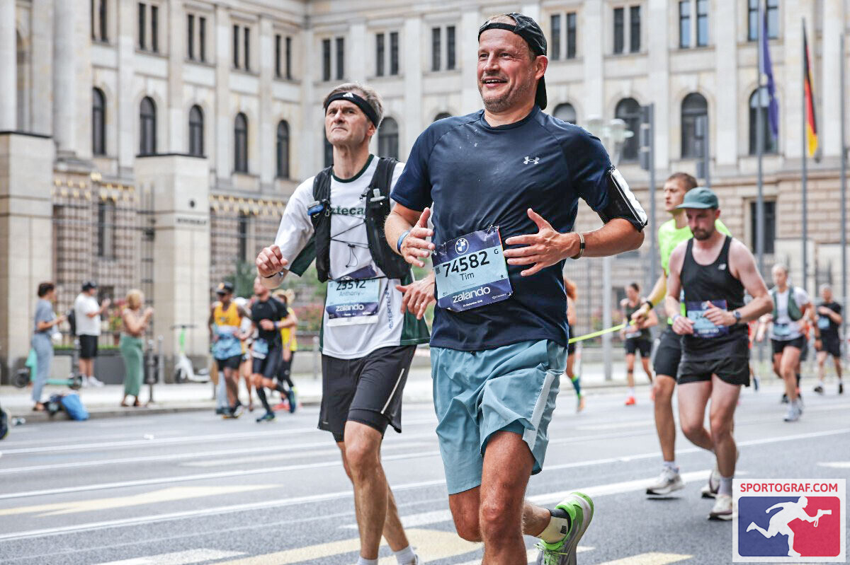 Tim Niedernoltes Berlin-Marathon Erfahrung 3 Berlin-Marathon Erfahrung von Tim Niedernolte