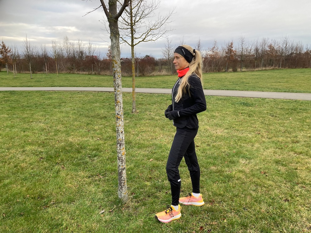 Craft ADV SubZ Lumen Laufjacke und Tights mit reflektierenden Details