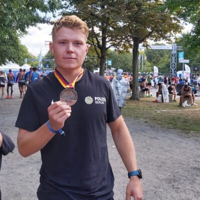 Berlin-Marathon Debüt Erfolg 2023 von Polizist Jan-Mathis Aden