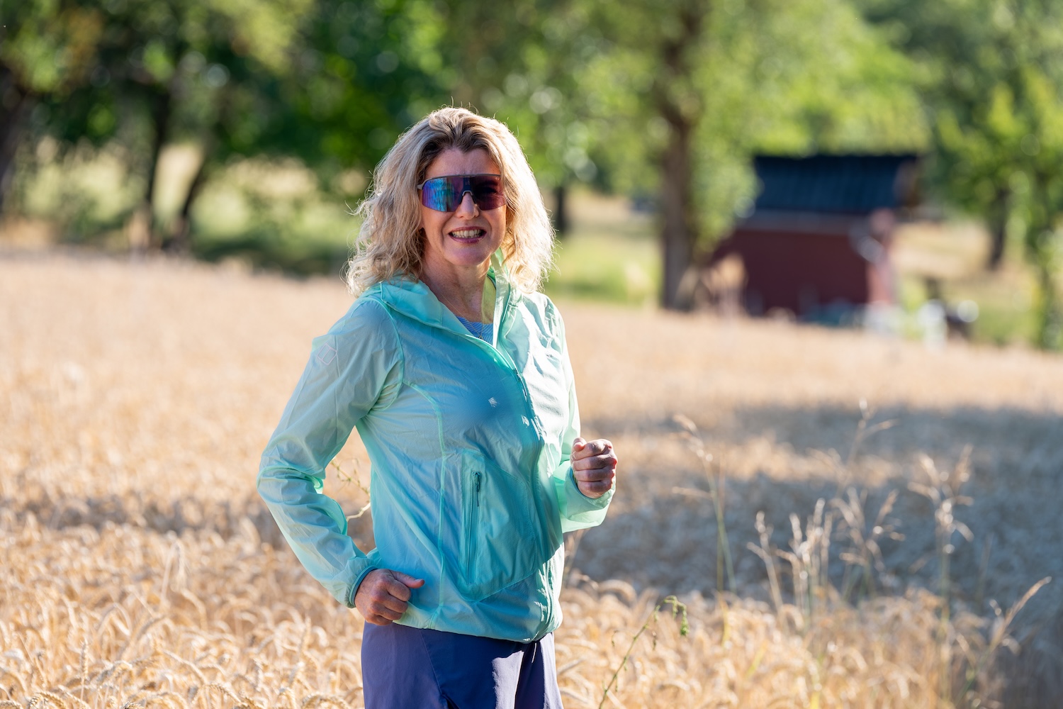 Sportbrille für Trailrunning bei wechselnden Lichtverhältnissen 15 Julbo Intensity Kilian Jornet im Test