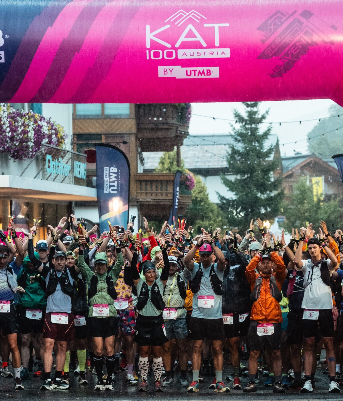 KAT100 by UTMB 14 KAT100 Start in Fieberbrunn