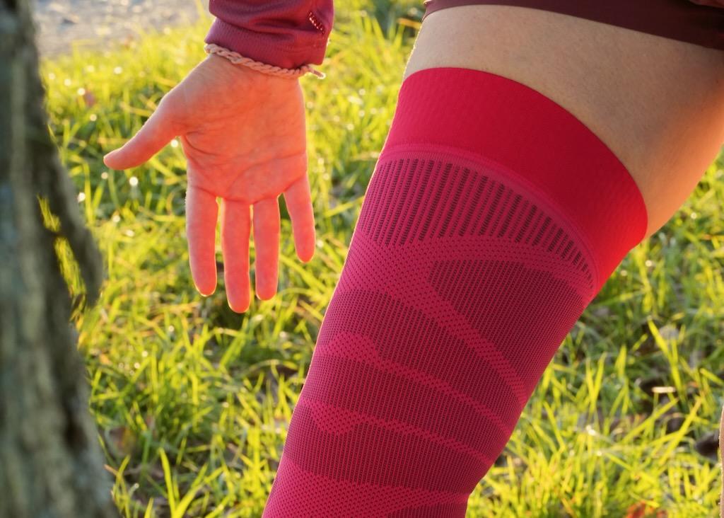 knieschmerzen-beim-laufen-bauerfeind-sports-compression-knee-support