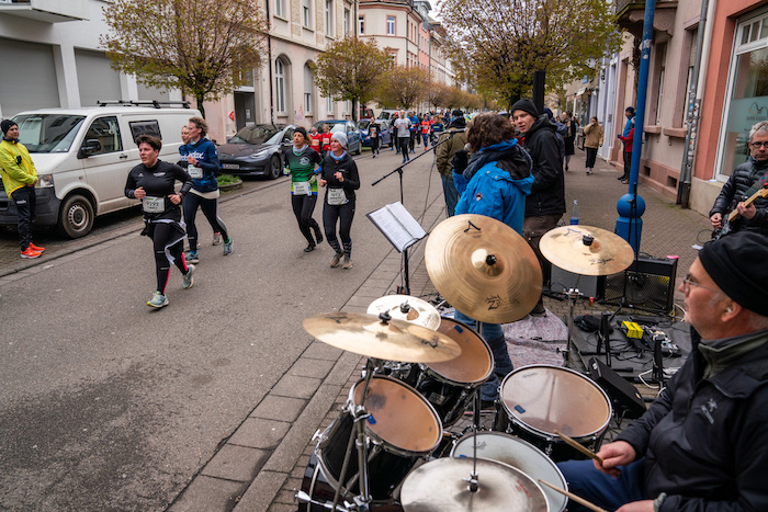 Mein Freiburg Marathon Stimmung und Musik-Event