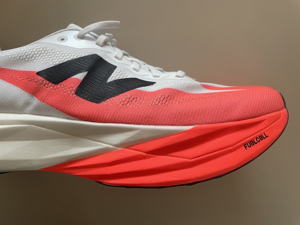 Gewinnspiel für Läuferinnen 2 new balance elite v5 vorfuss