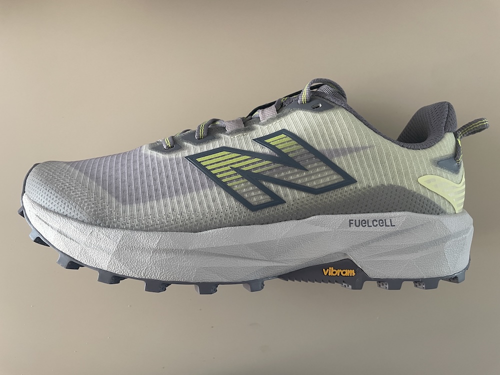 RUNTiMES - Mehr wissen. Besser laufen. Gesünder leben. 1 leichter Trailschuh für Waldwege: New Balance Rebel Trail