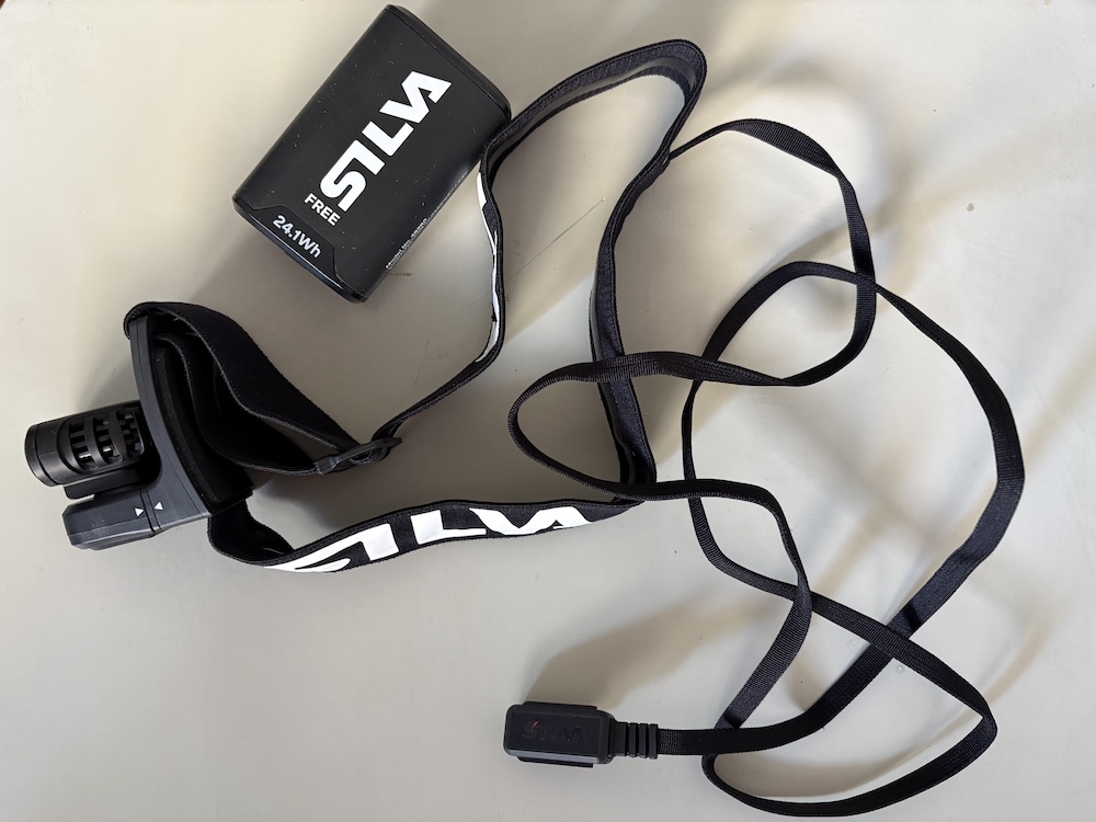 Silva Free 900 Run Stirnlampe für Multisportler 10 Silva Free 900 Run S-Akku