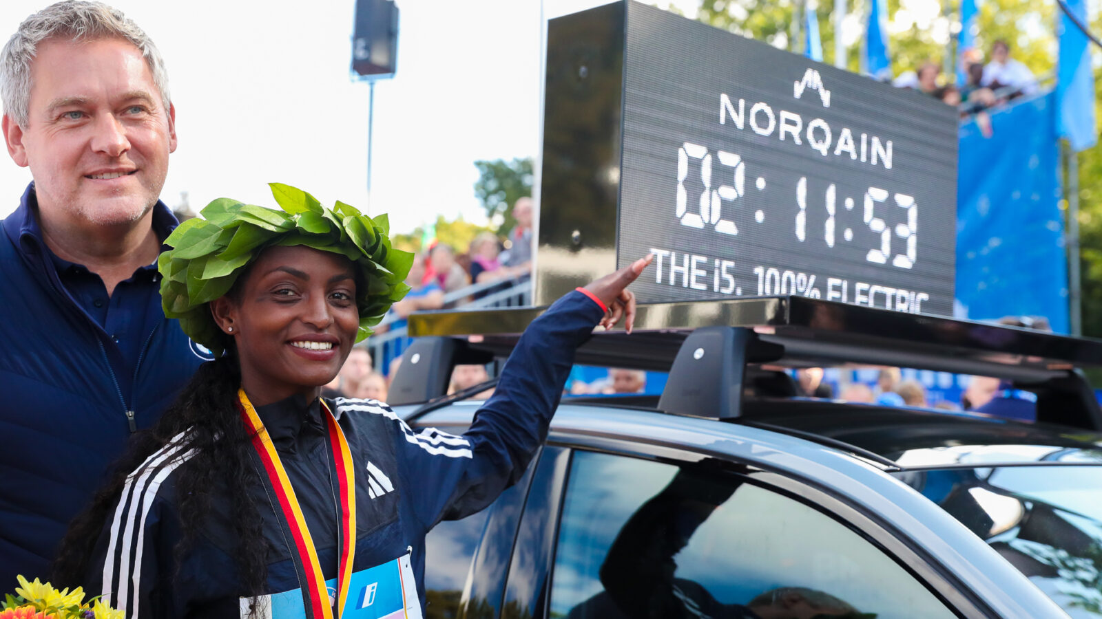 Rekorde beim Berlin-Marathon: Phantastischer Weltrekord für Tigst Assefa