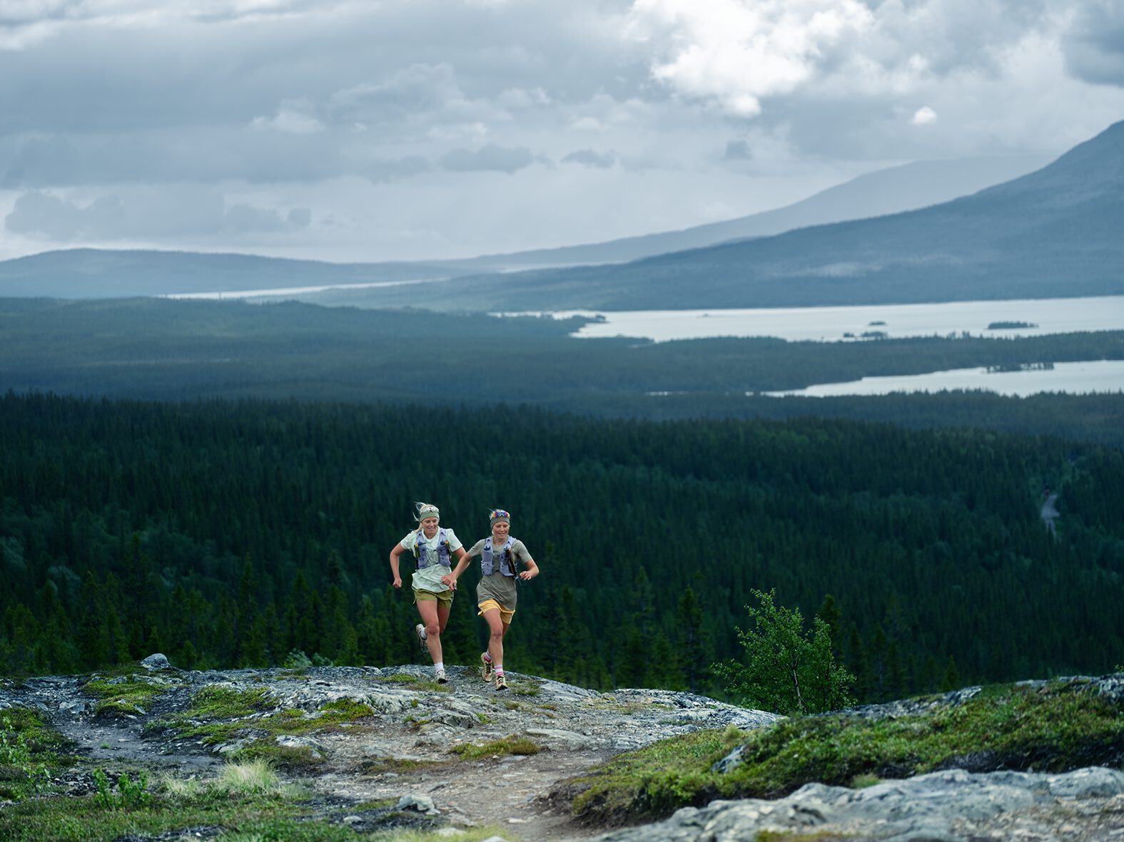 deuter Run & Roam Trail Running Weekend 1 deuter Trail Running mit Traick